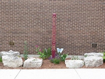 Peace pole image